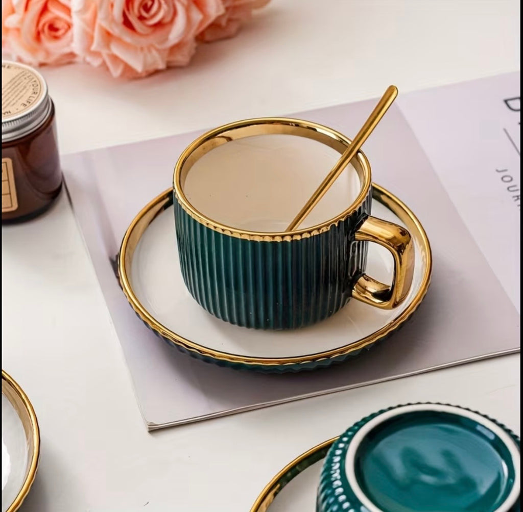 Premium Espresso Cup Set – 6 Cups & Saucer